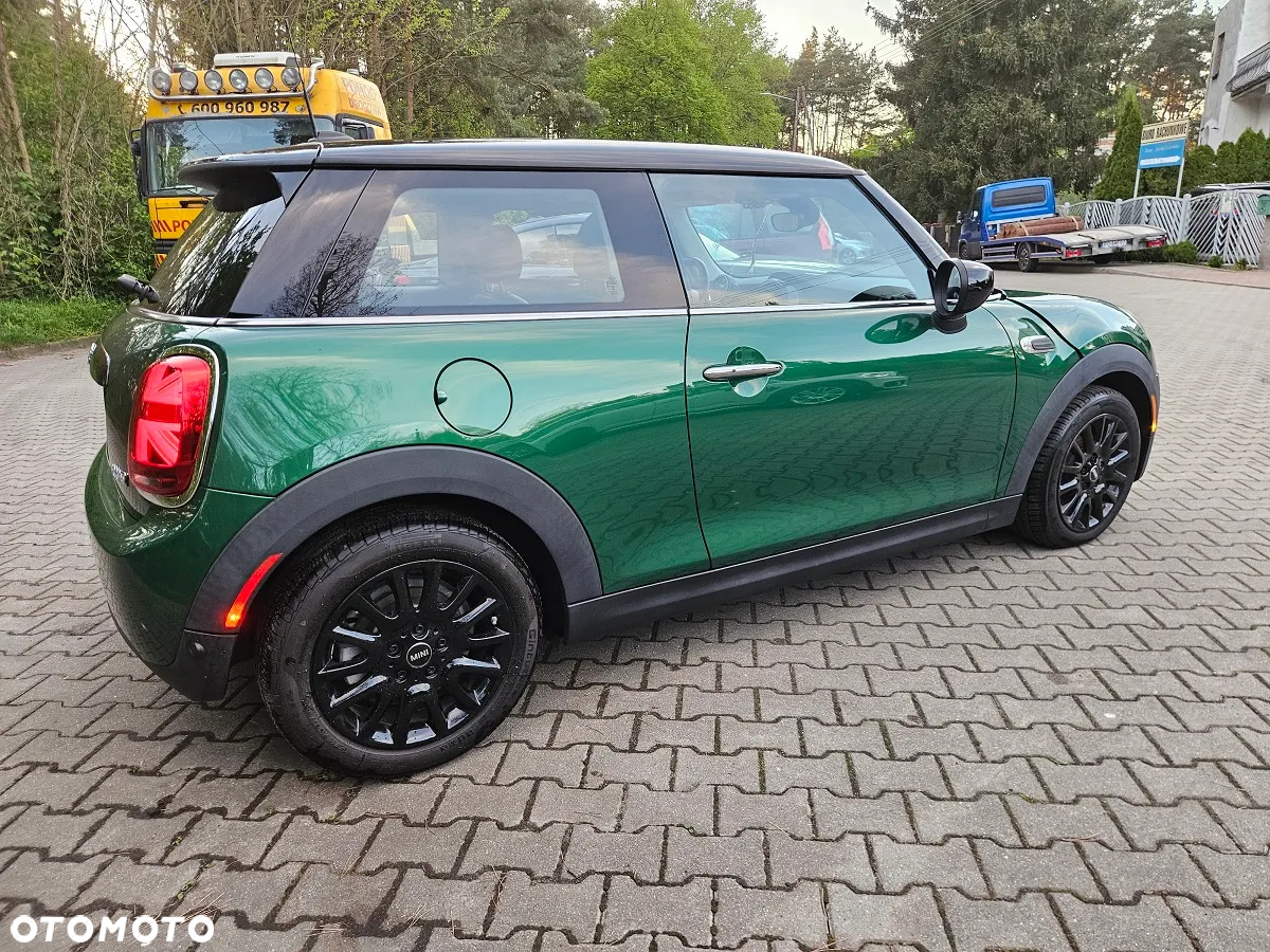 MINI Cooper Seven Chili - 7