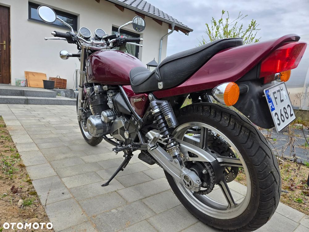 Kawasaki Zephyr - 9