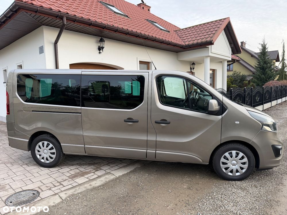 Opel Vivaro - 12