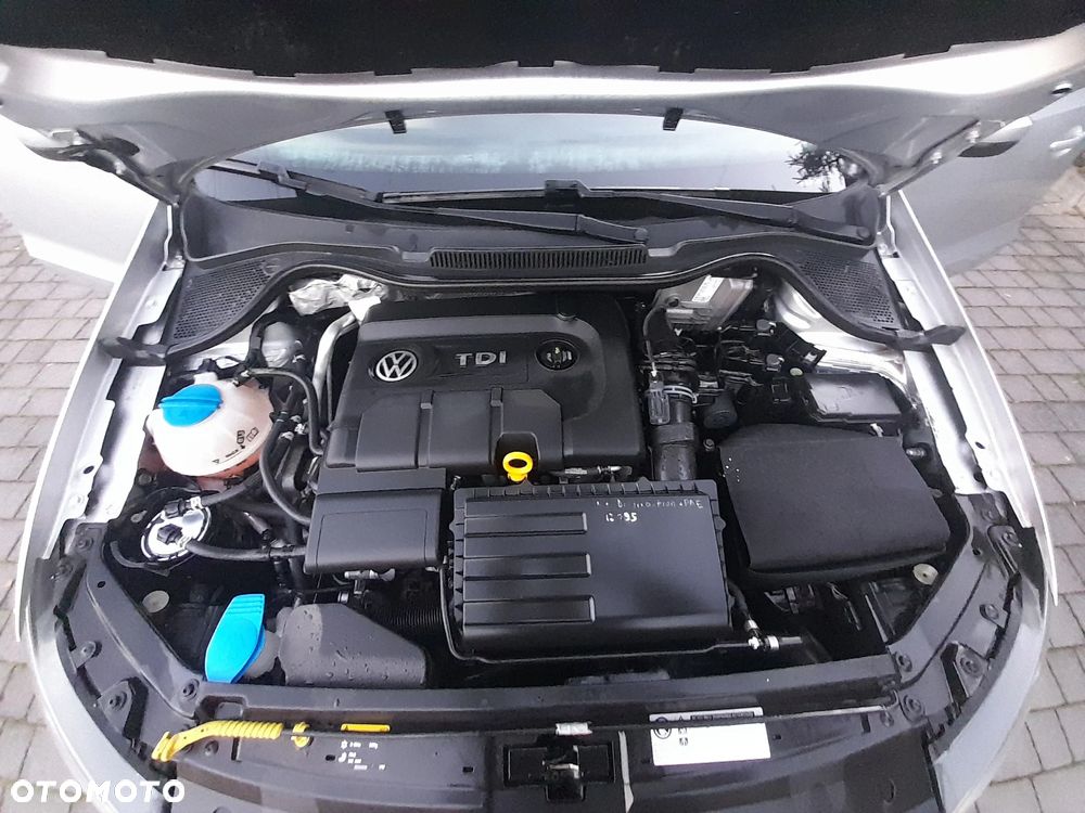 Volkswagen Polo 1.4 TDI (Blue Motion Technology) Comfortline - 29