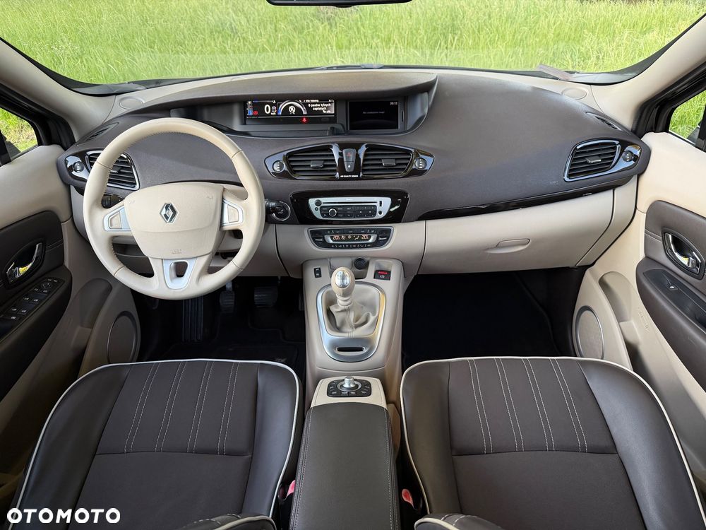 Renault Scenic 1.6dCi Energy Bose Edition - 12