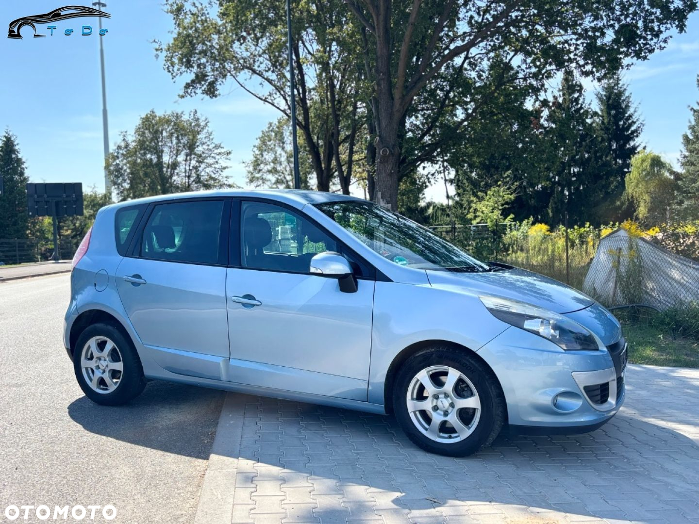 Renault Scenic 2.0 16V Privilege CVT Euro5 - 10