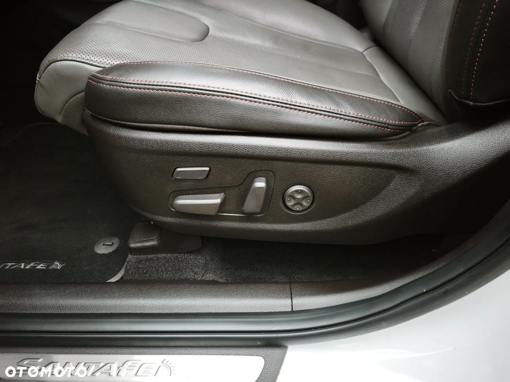 Hyundai Santa Fe 2.0 CRDi Premium 4WD - 15