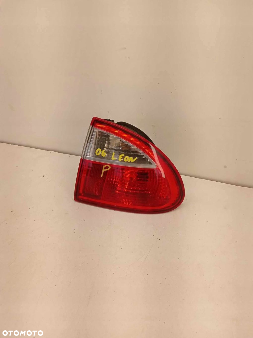 LAMPA PRAWA TYLNA TYŁ SEAT LEON I 98-05 - 3