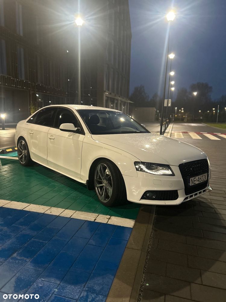 Audi A4 Limousine - 3