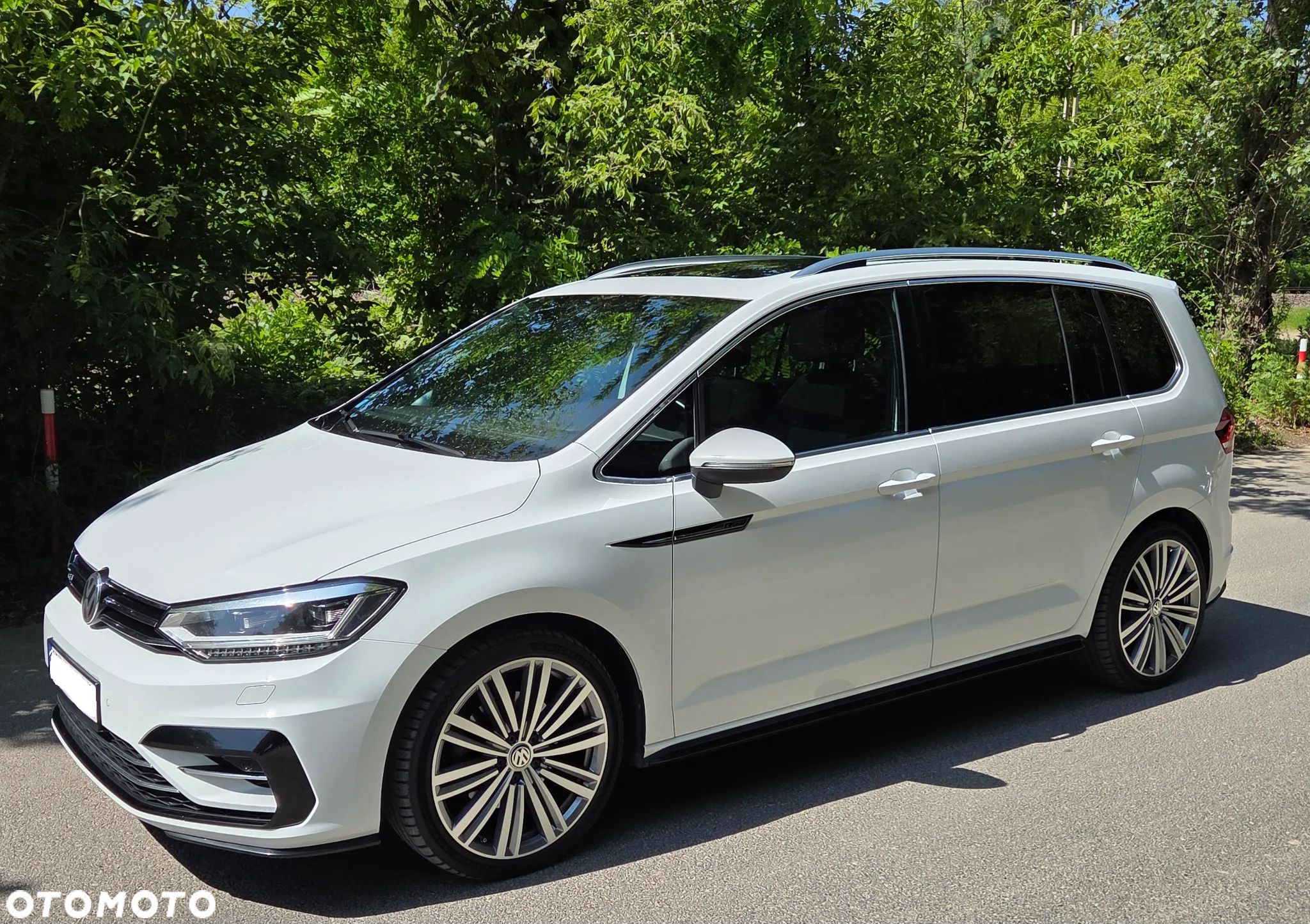 Volkswagen Touran 1.8 TSI BMT Highline DSG - 1