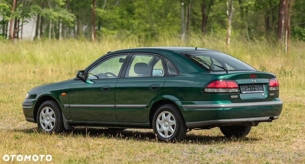 Mazda 626 2.0 - 11