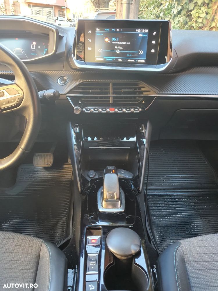 Peugeot 2008 1.2 L PureTech STT EAT8 Allure - 5