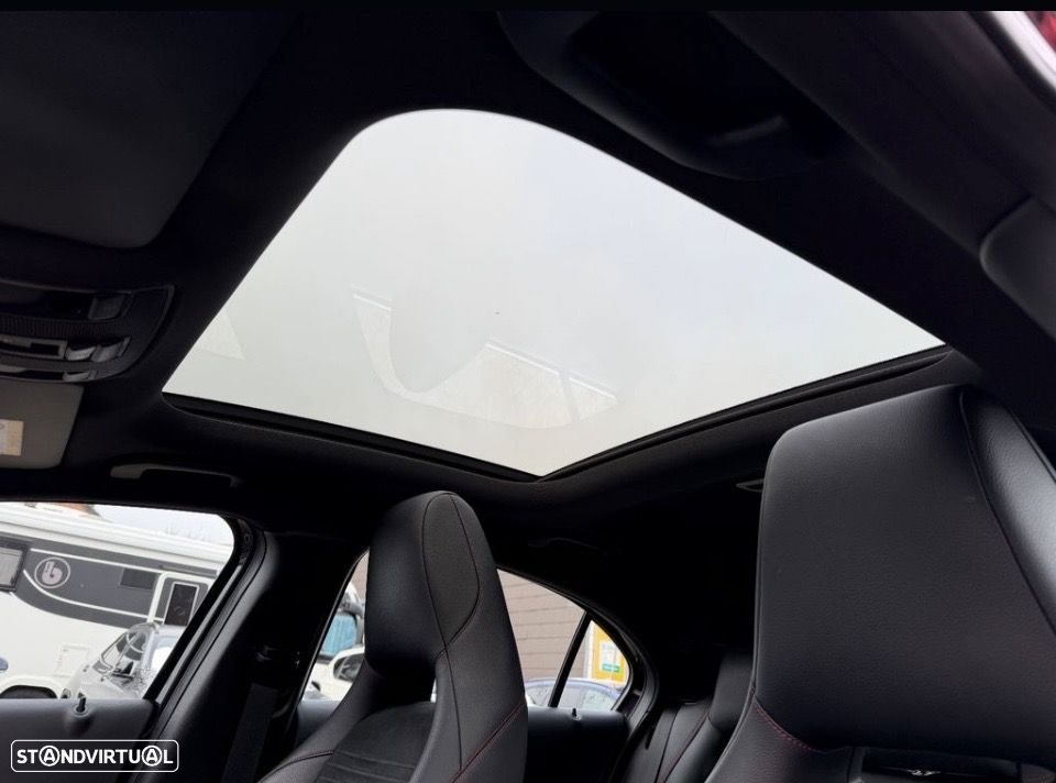 Mercedes-Benz A 180 CDI BE Edition AMG Line - 12