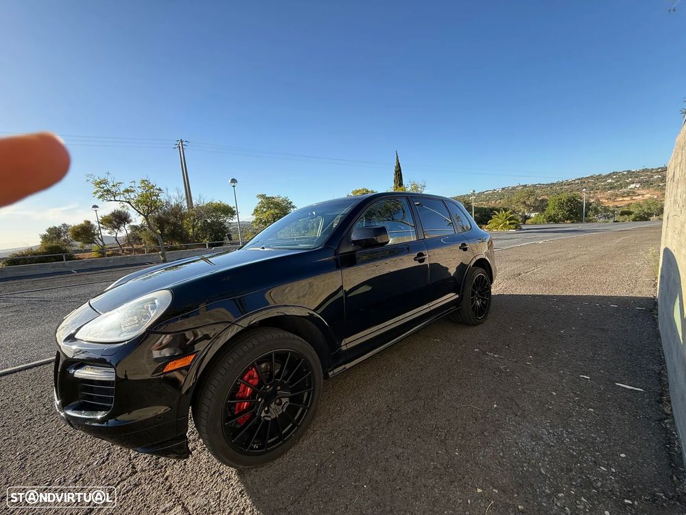 Porsche Cayenne Tiptronic S GTS - 2