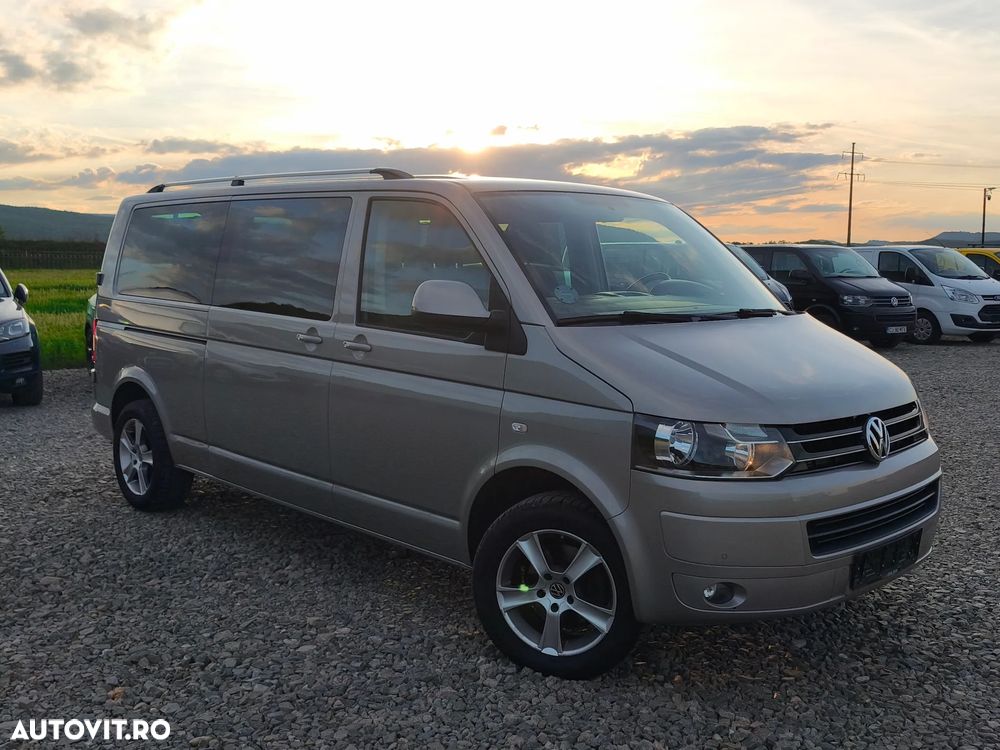 Volkswagen Caravelle - 8