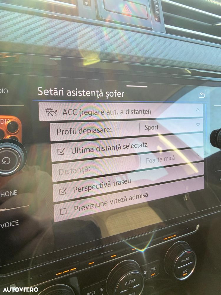 Volkswagen Passat 2.0 TDI DSG Comfortline - 24