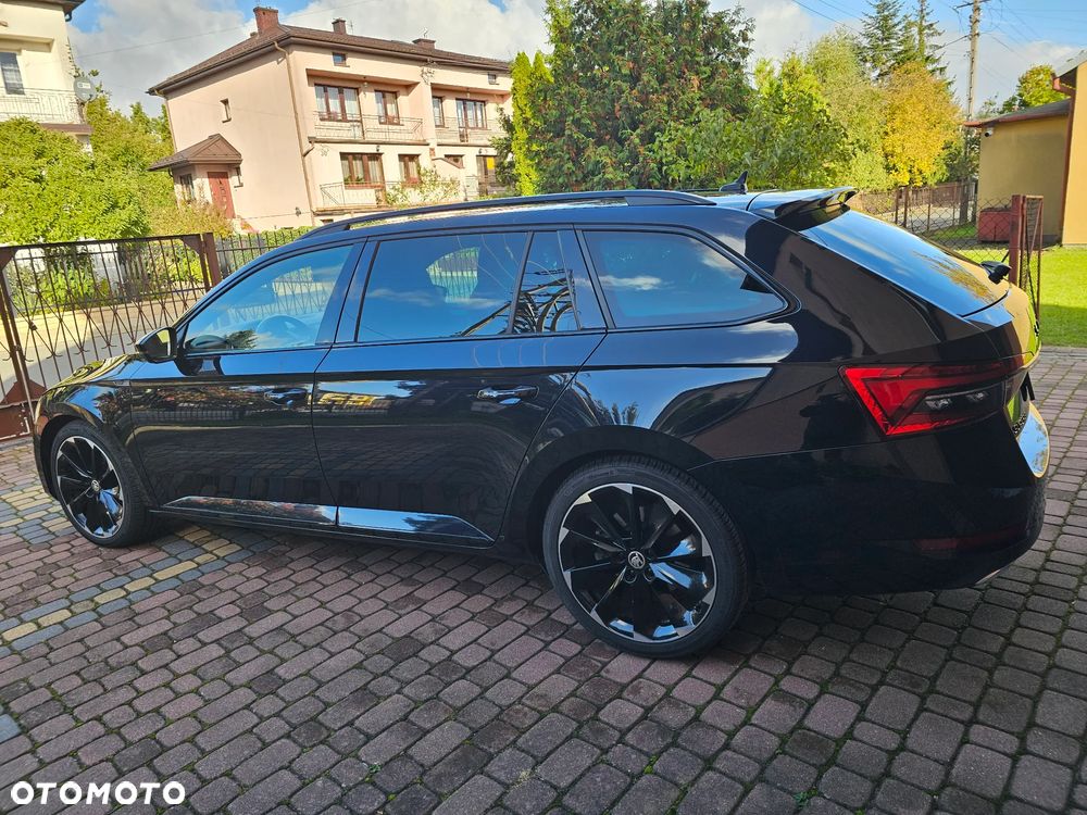 Skoda Superb 2.0 TDI SCR 4x4 Sportline DSG - 3