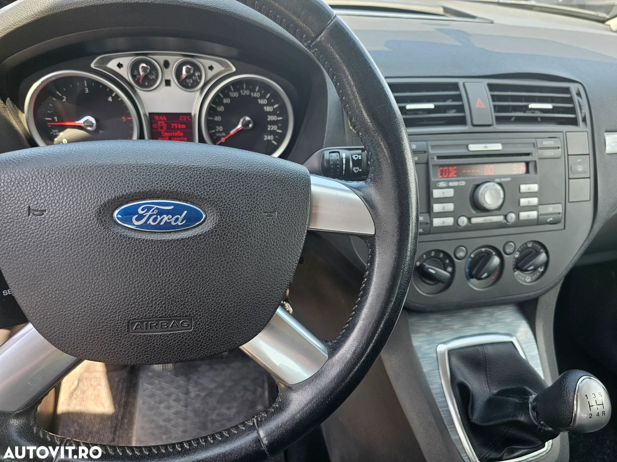 Ford C-Max - 11