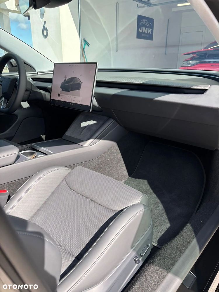 Tesla Model 3 Performance AWD - 5