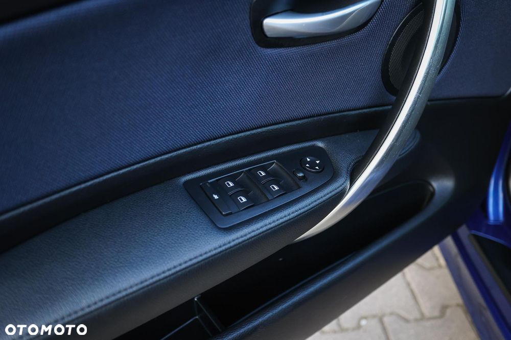 BMW Seria 1 118d - 20