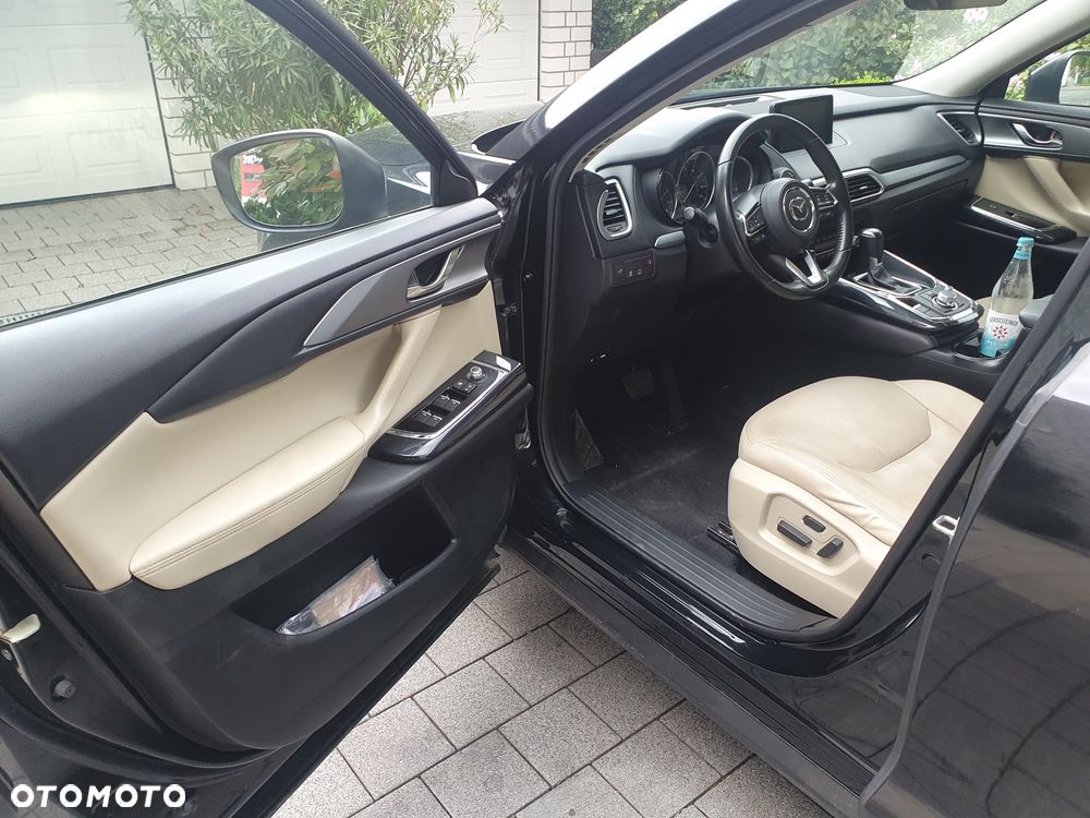 Mazda CX-9 - 10