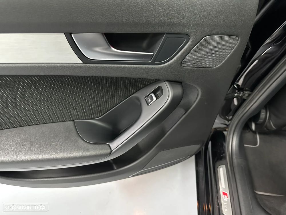 Audi A4 Avant 2.0 TDI multitronic S-line - 31