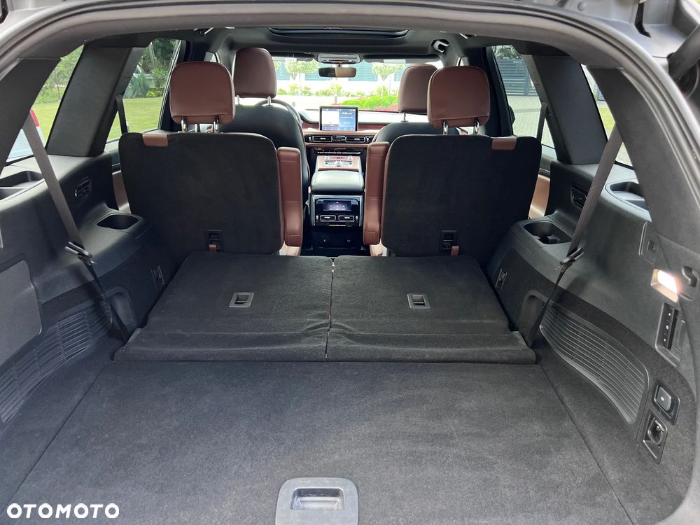 Lincoln Aviator - 36