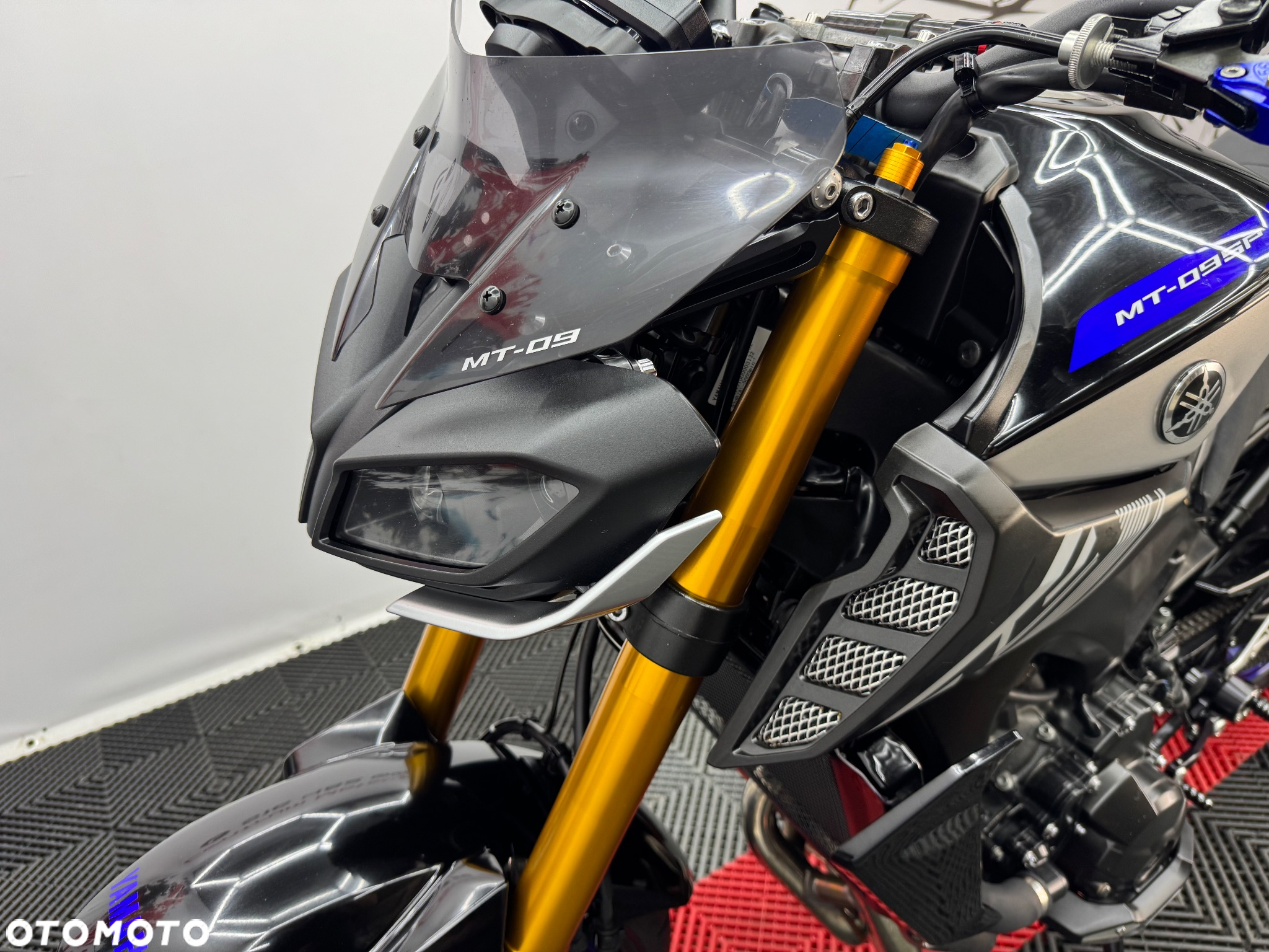 Yamaha MT - 16
