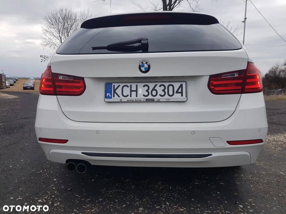 BMW Seria 3 330d xDrive Sport-Aut Sport Line - 12