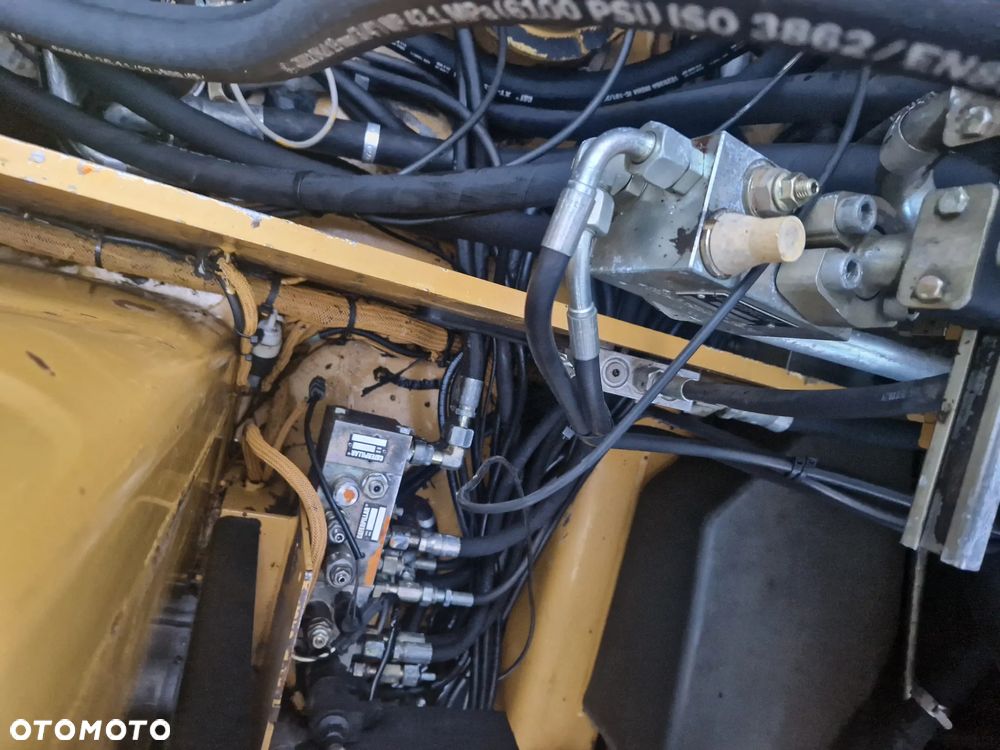 Caterpillar M315C - 12