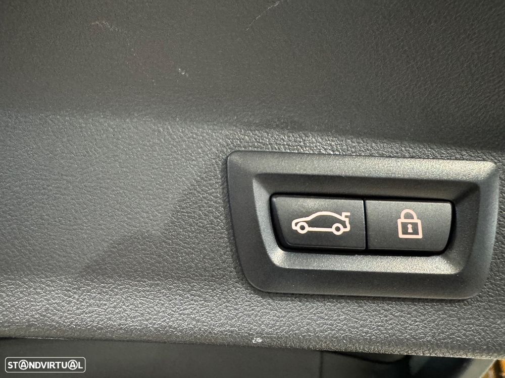 BMW iX3 M Sport Impressive - 18