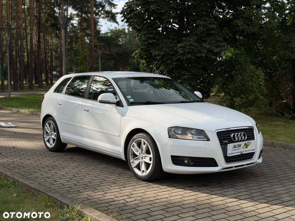 Audi A3 Sportback 2.0 TDI DPF quattro Attraction - 3