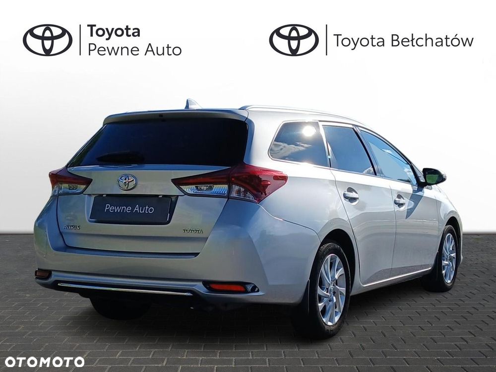 Toyota Auris 1.6 Premium Comfort - 5