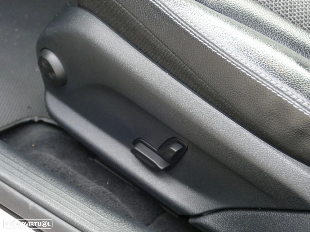 Mercedes-Benz C 200 - 26