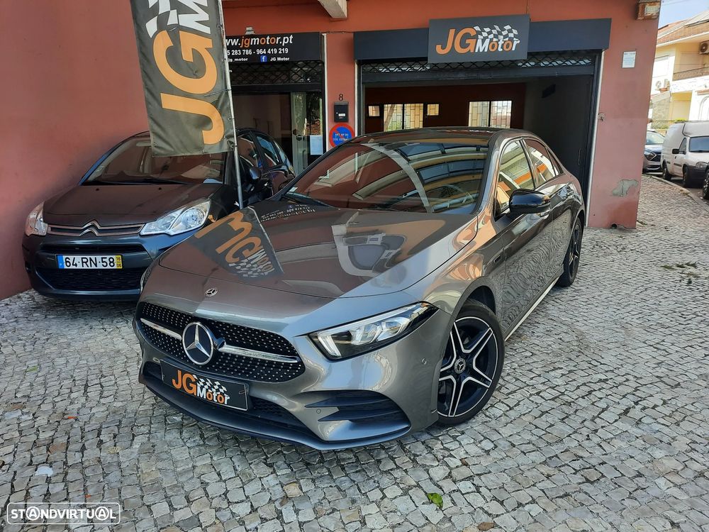 Mercedes-Benz A 250 Limousine e 8G-DCT AMG Line - 1
