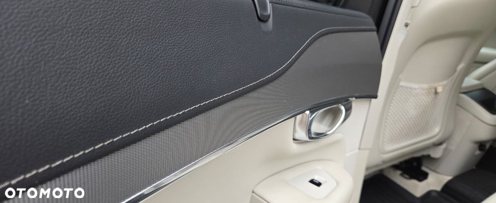 Volvo XC 90 T5 AWD Inscription - 25