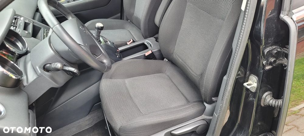 Peugeot 5008 - 12