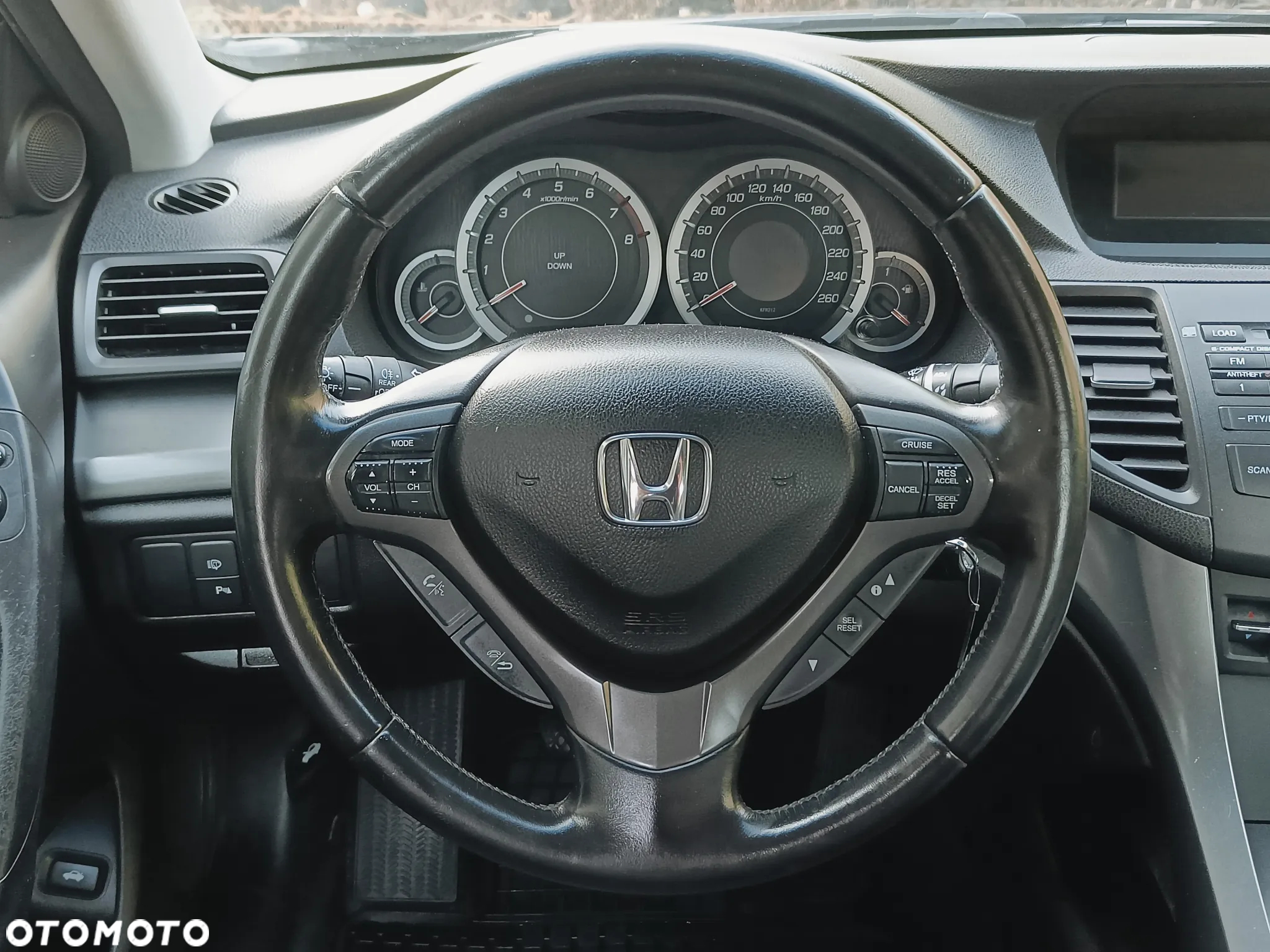Honda Accord 2.0 Executive - 20
