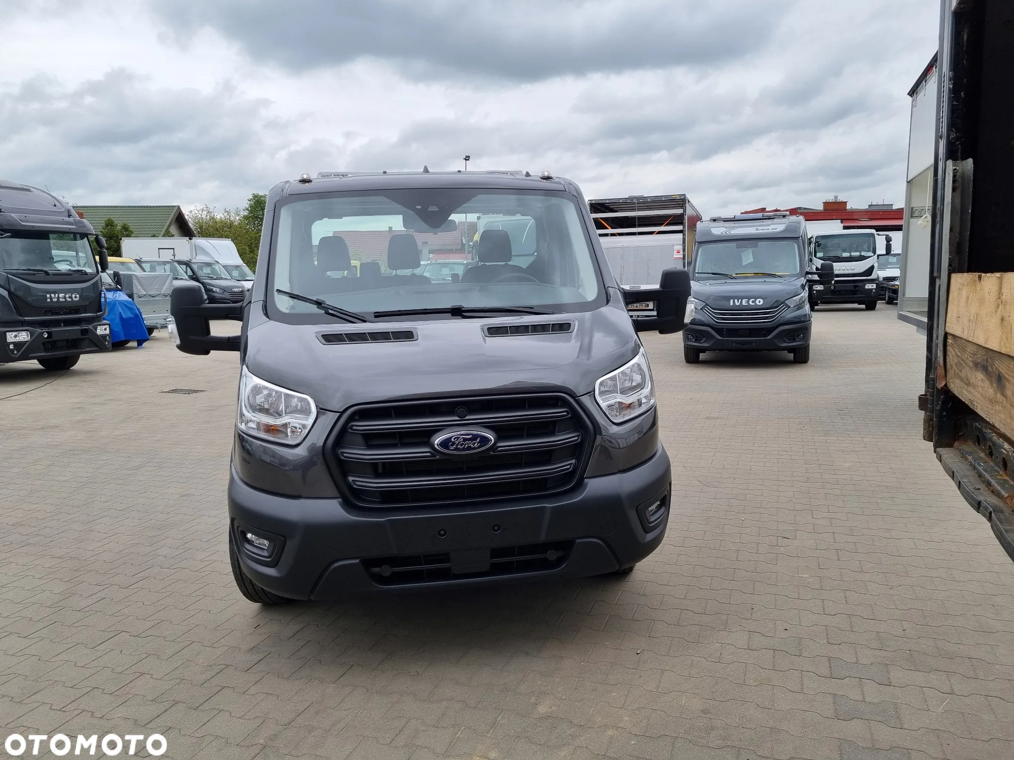 Ford Transit - 13