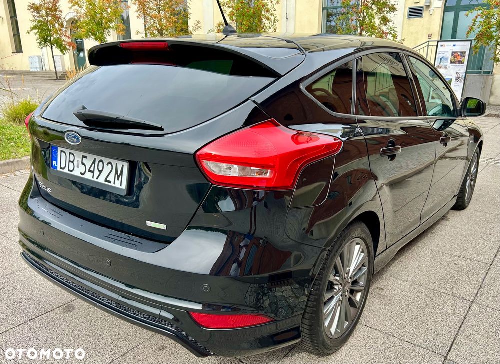 Ford Focus 1.0 EcoBoost Start-Stopp-System ST-LINE STYLE - 8