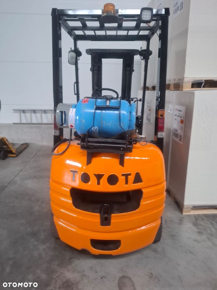 Toyota - 3
