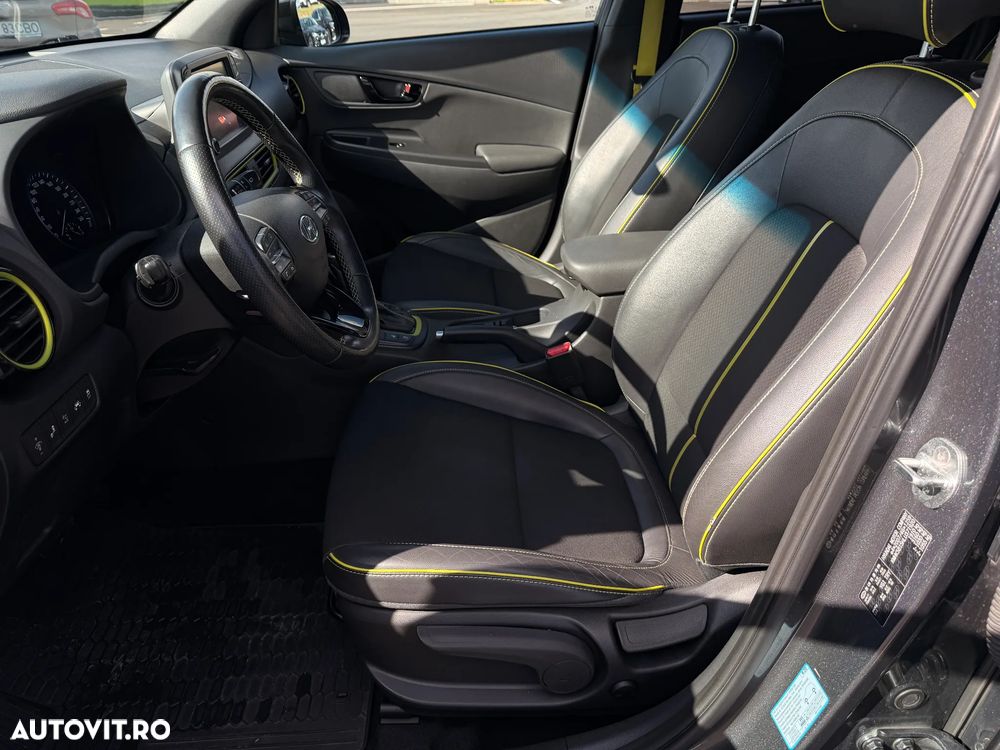 Hyundai KONA - 11