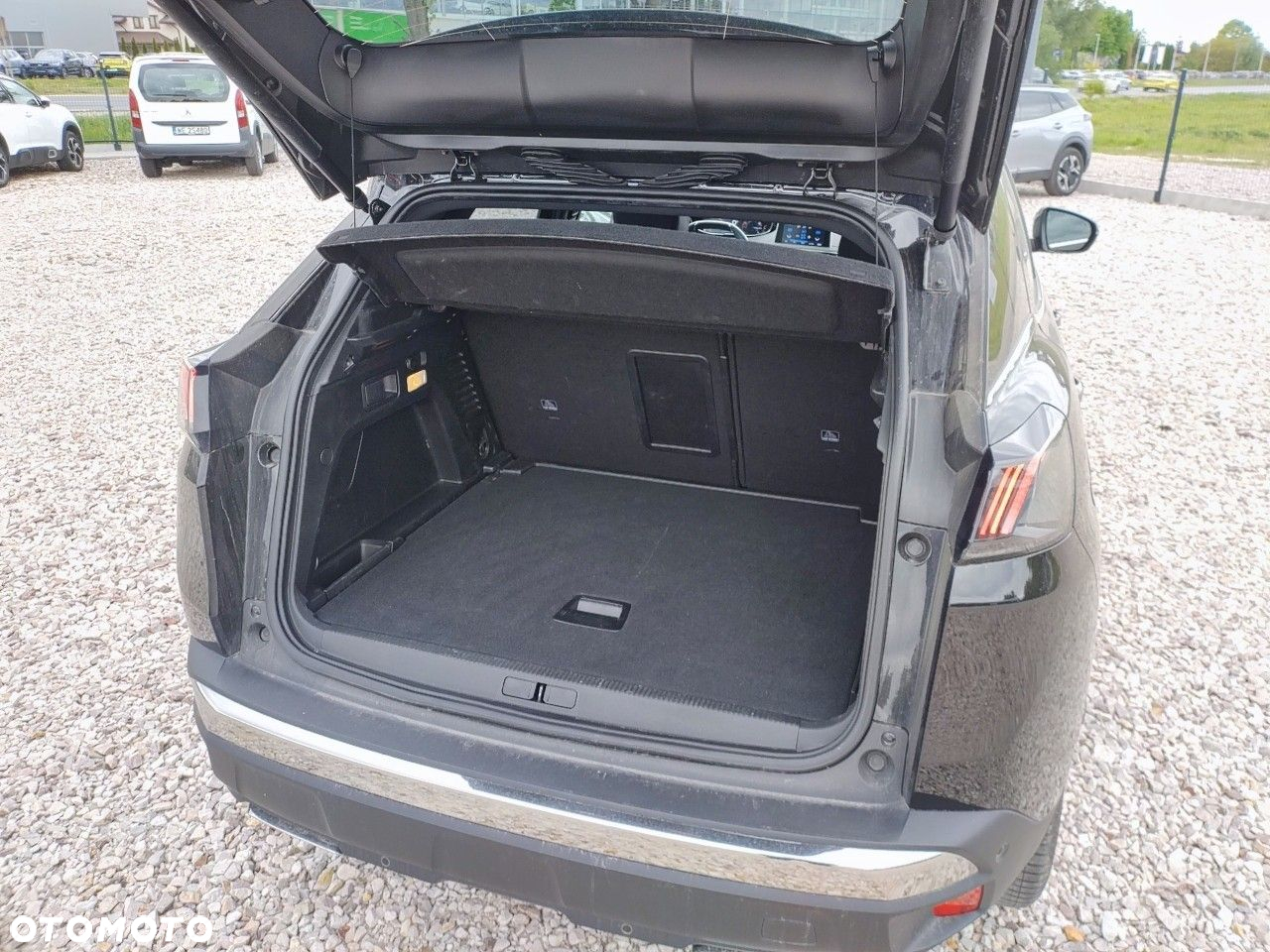 Peugeot 3008 1.2 PureTech GT S&S EAT8 - 6