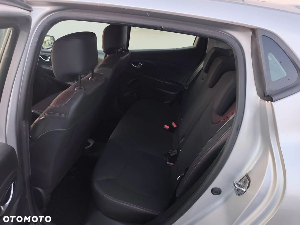 Renault Clio 1.2 16V 75 Dynamique - 11