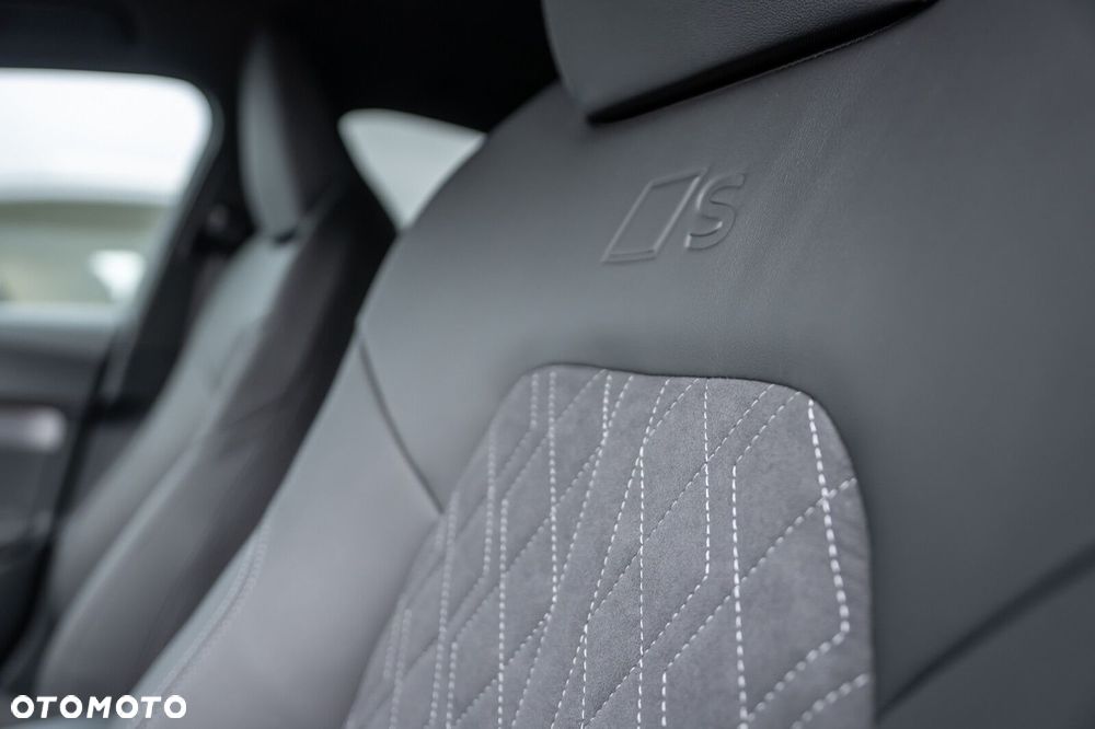 Audi A5 Limousine - 8