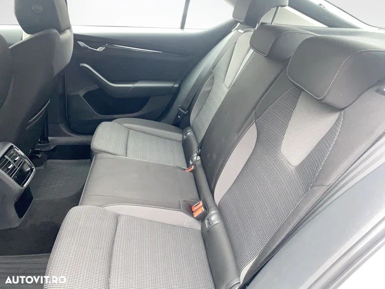 Skoda Octavia 1.5 TSI DSG Mild Hybrid Ambition - 22