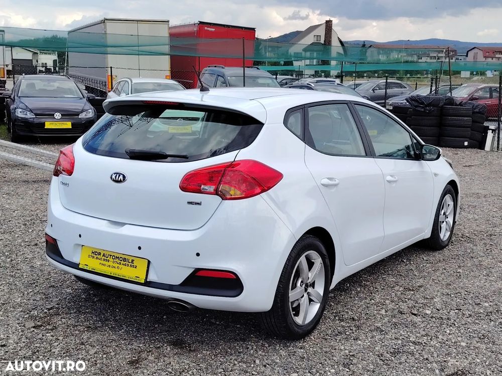Kia Ceed 1.4 CRDi 90 Edition 7 - 8