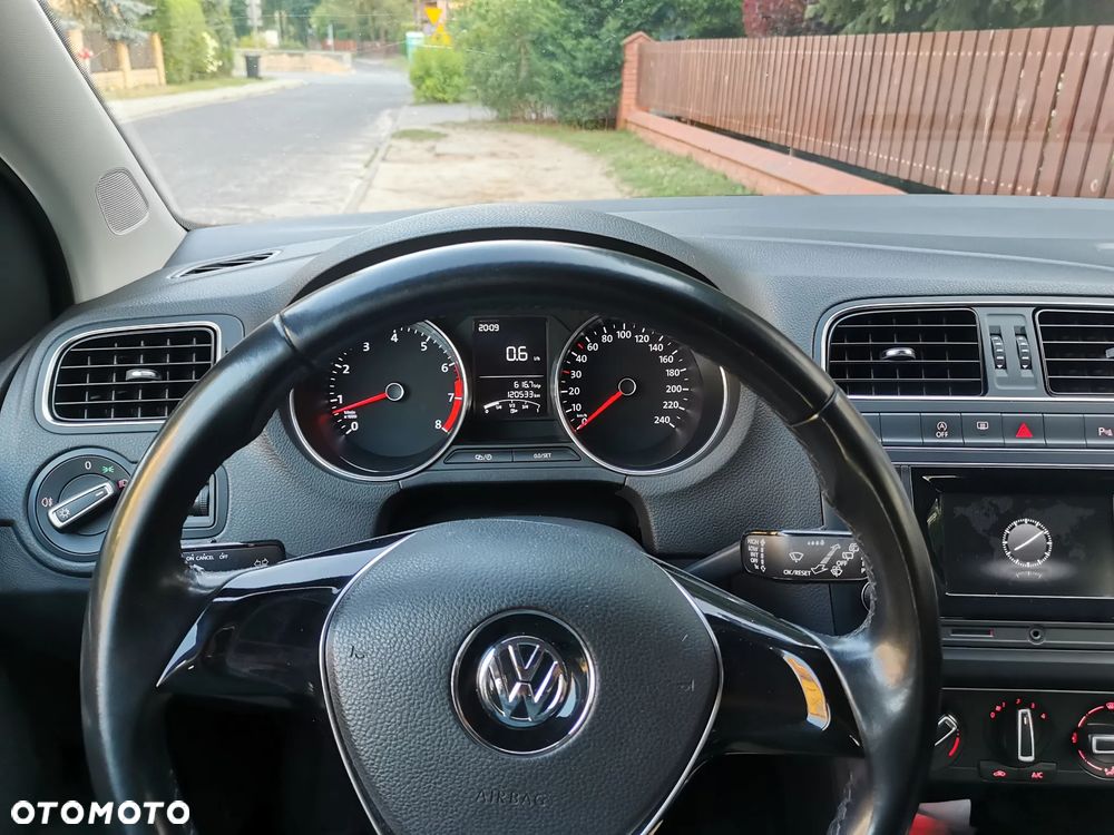 Volkswagen Polo 1.2 TSI BMT Comfortline - 11