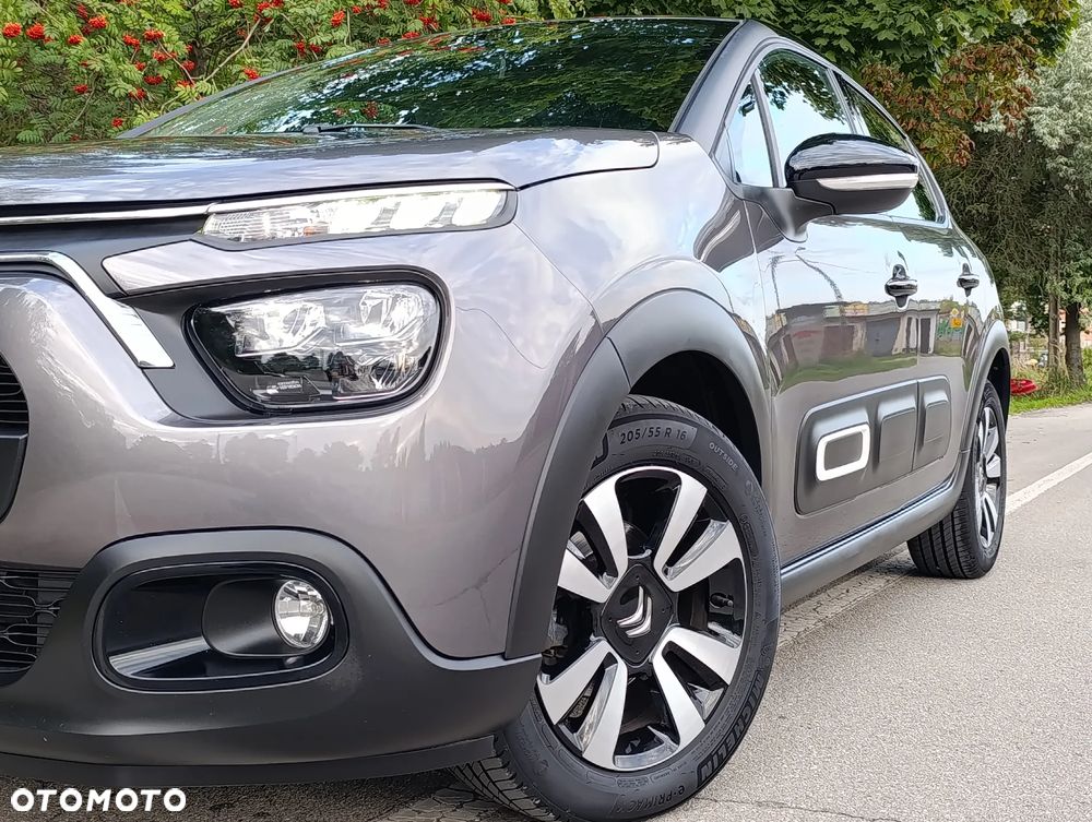 Citroën C3 1.2 PureTech Shine EAT6 - 33