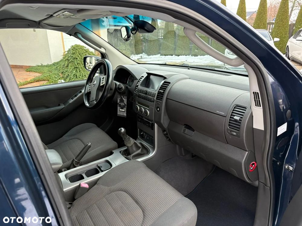 Nissan Pathfinder 2.5 DCi Comfort - 21