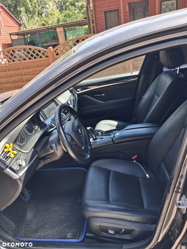 BMW Seria 5 518d Modern Line - 12