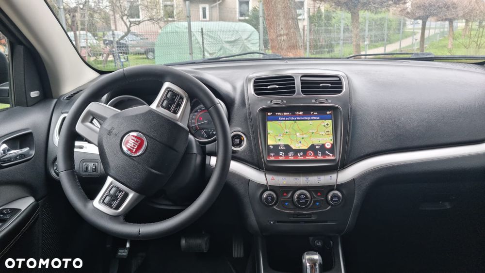 Fiat Freemont 2.0 Multijet 16V DPF Automatik Allrad Black Code - 12