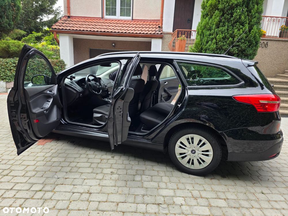 Ford Focus 1.5 TDCi SYNC Edition - 12