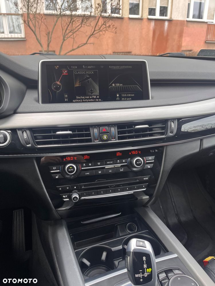 BMW X5 xDrive35i - 17